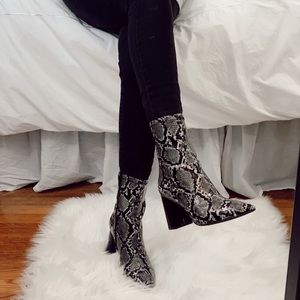 WORN ONCE.. TRENDY SNAKESKIN BOOTIES